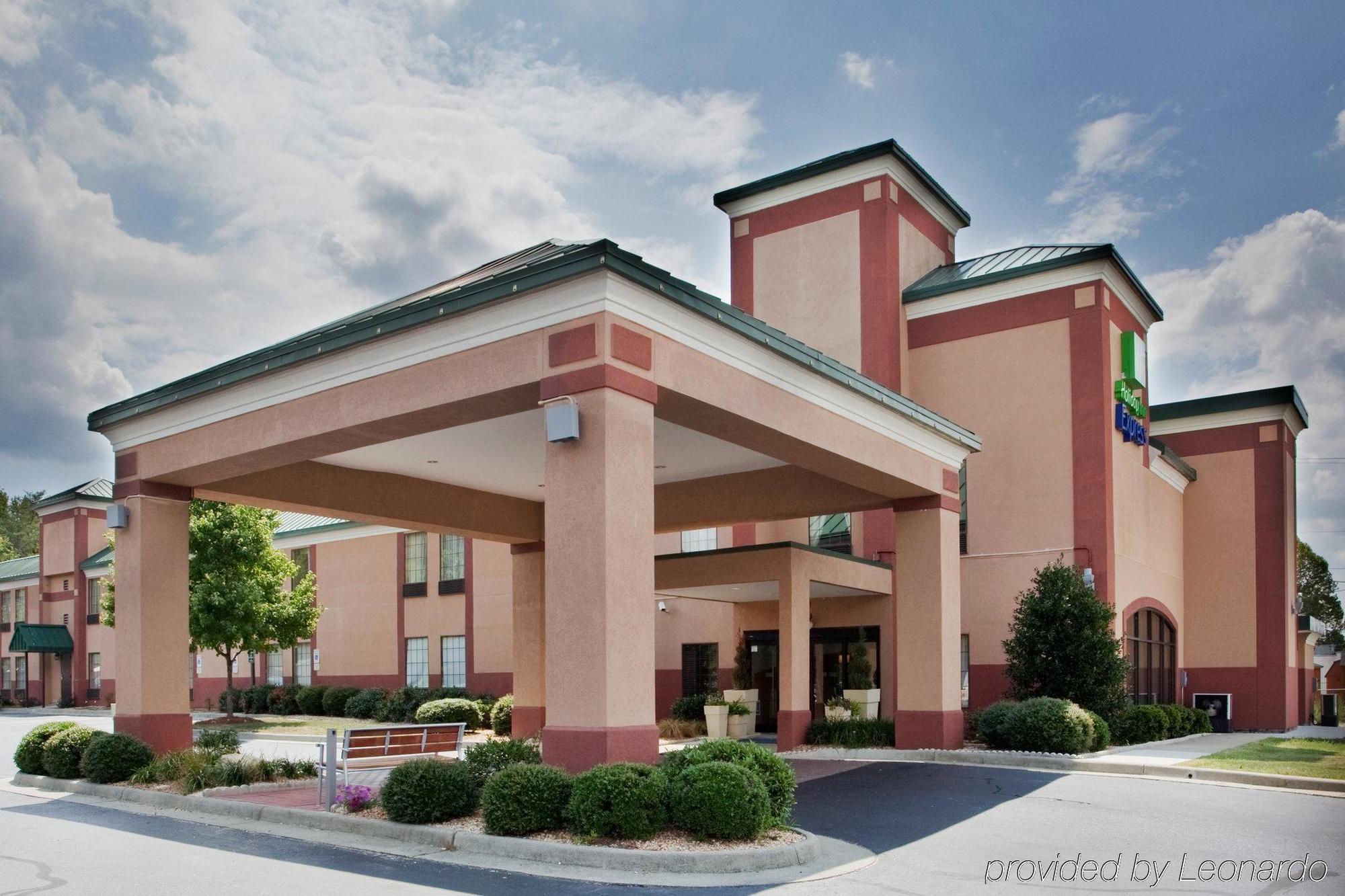 Clarion Pointe South Boston - Danville East Zewnętrze zdjęcie